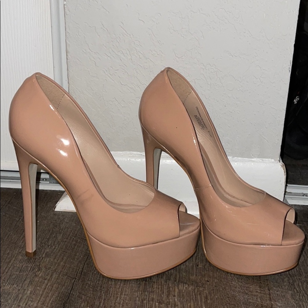 Tan Steve Madden